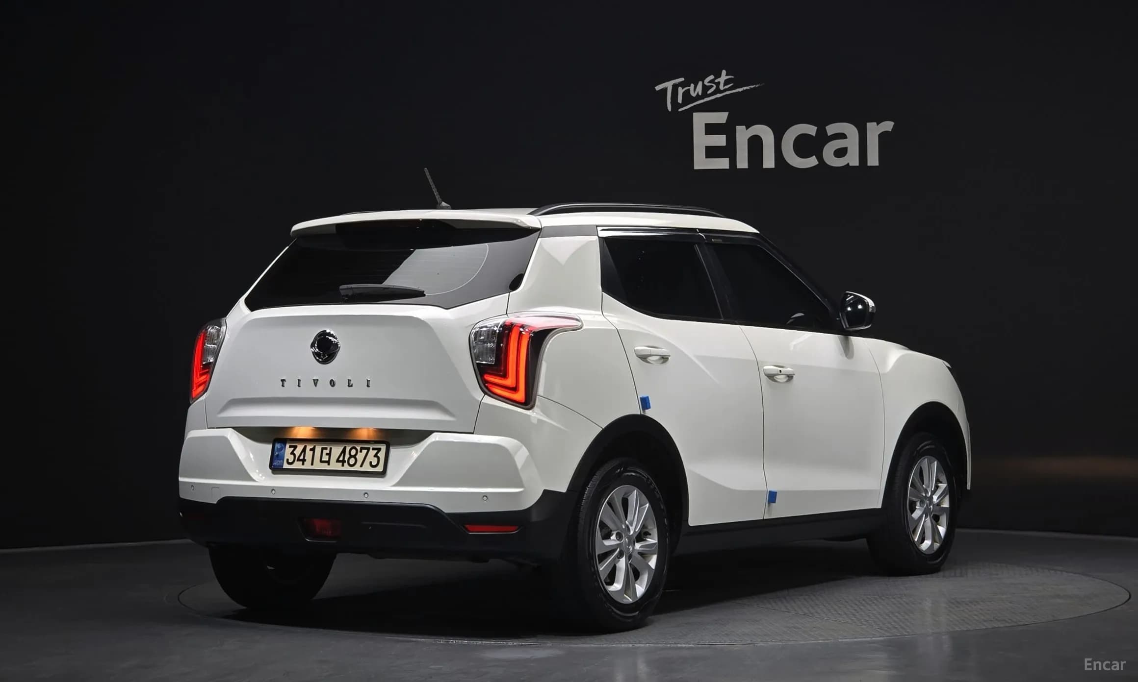Berry New Tivoli