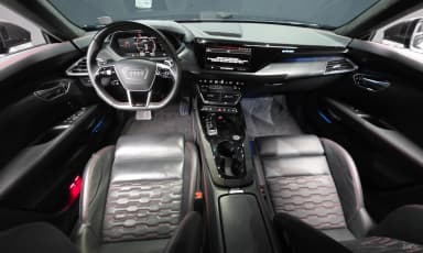 RS e-tron GT