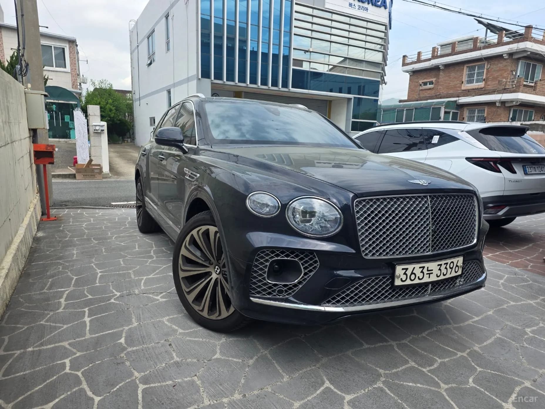 Bentayga