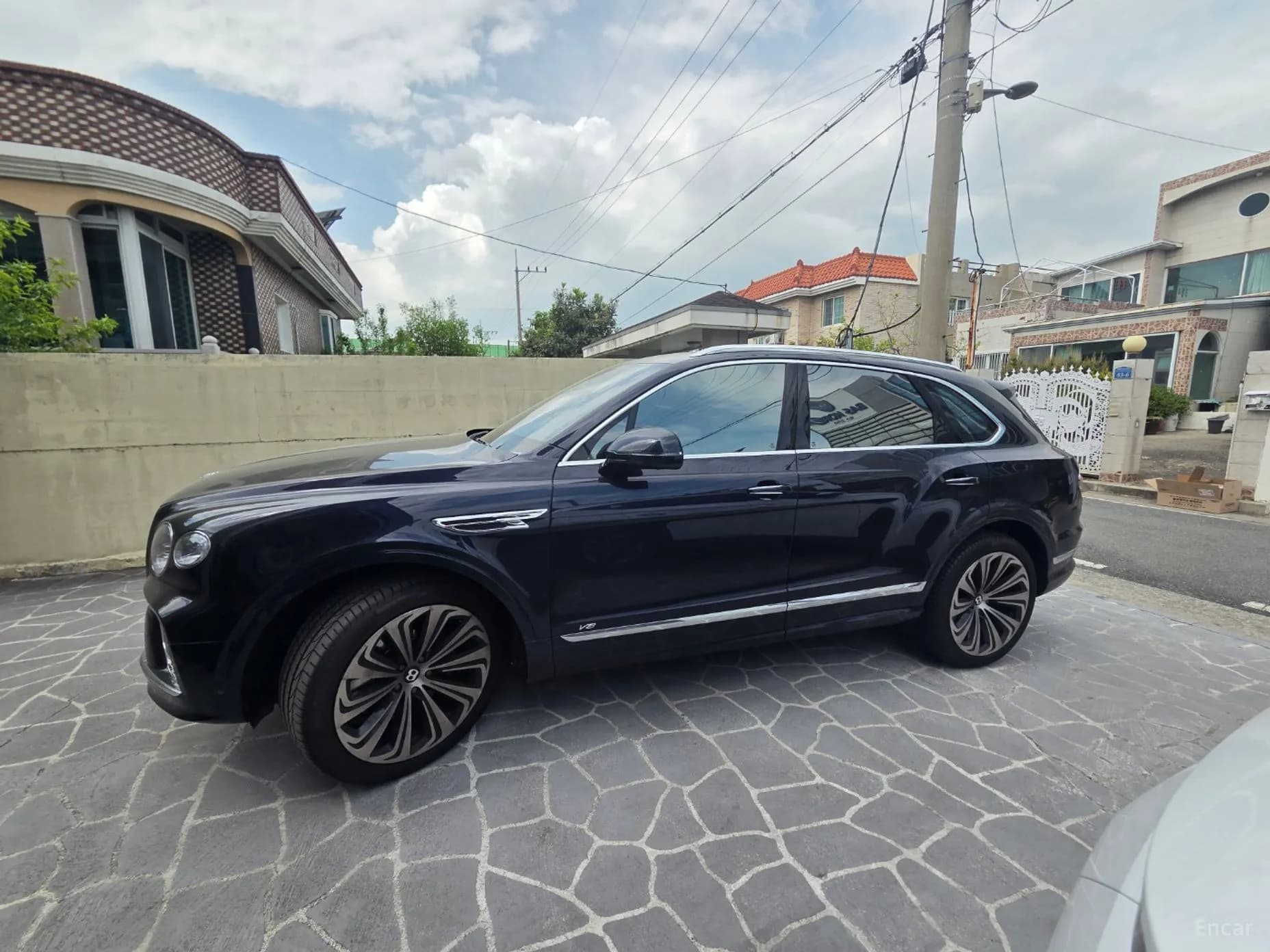 Bentayga