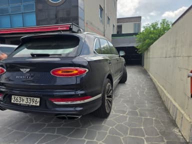 Bentayga