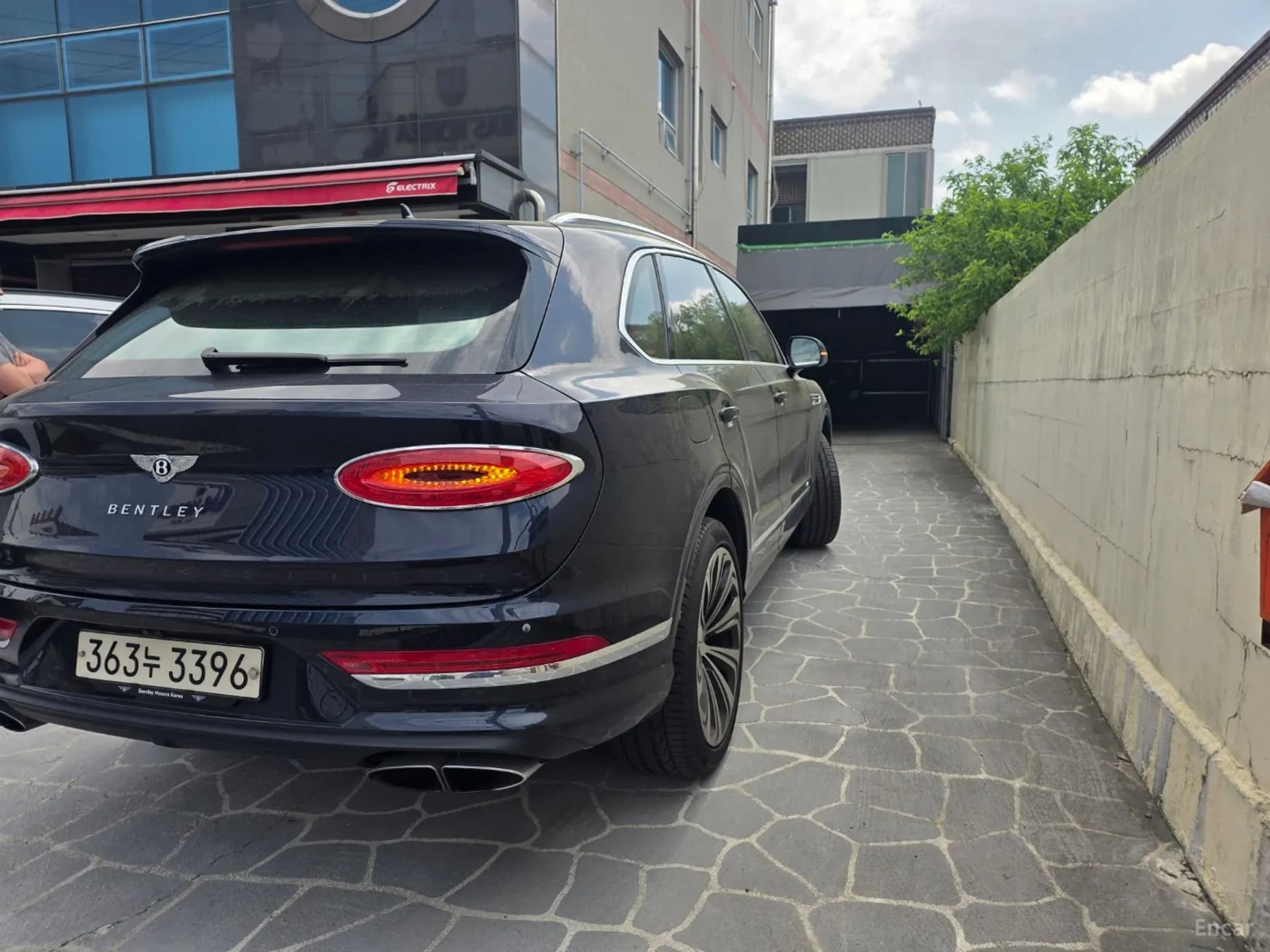 Bentayga