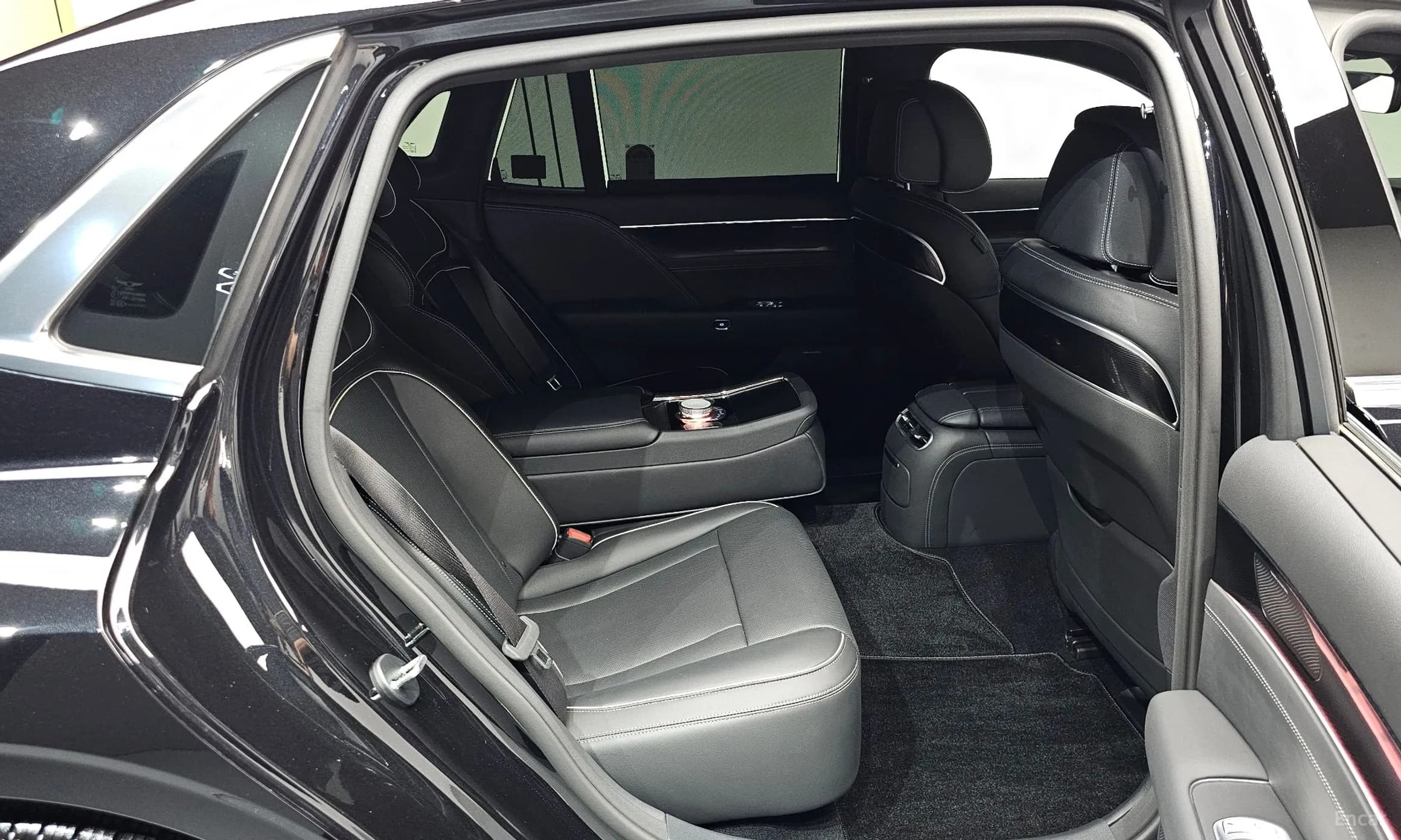 G90 (RS4)