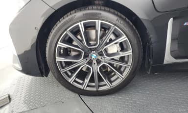 7 Series (G11)