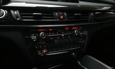 X6 (F16)