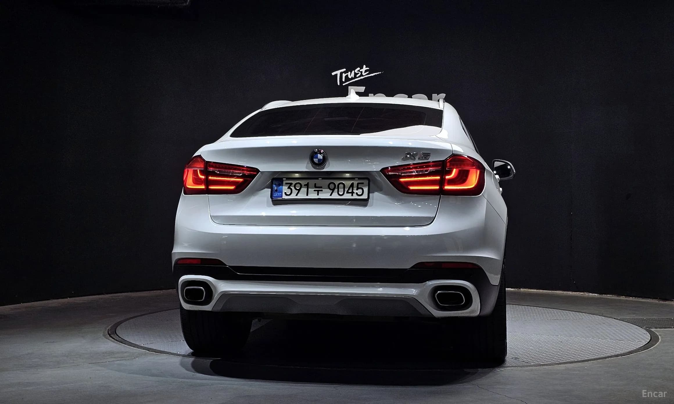 X6 (F16)