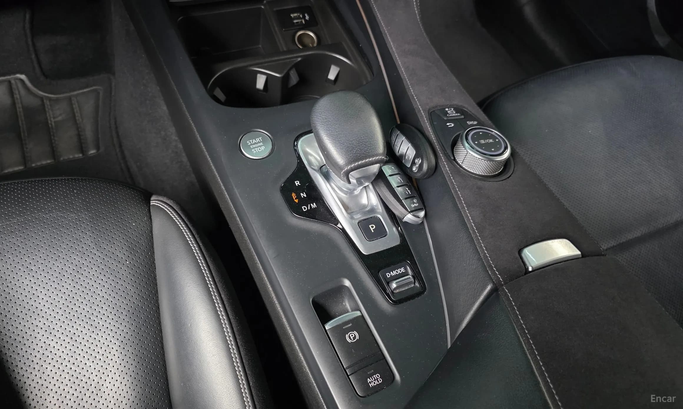 QX50 (P71A)