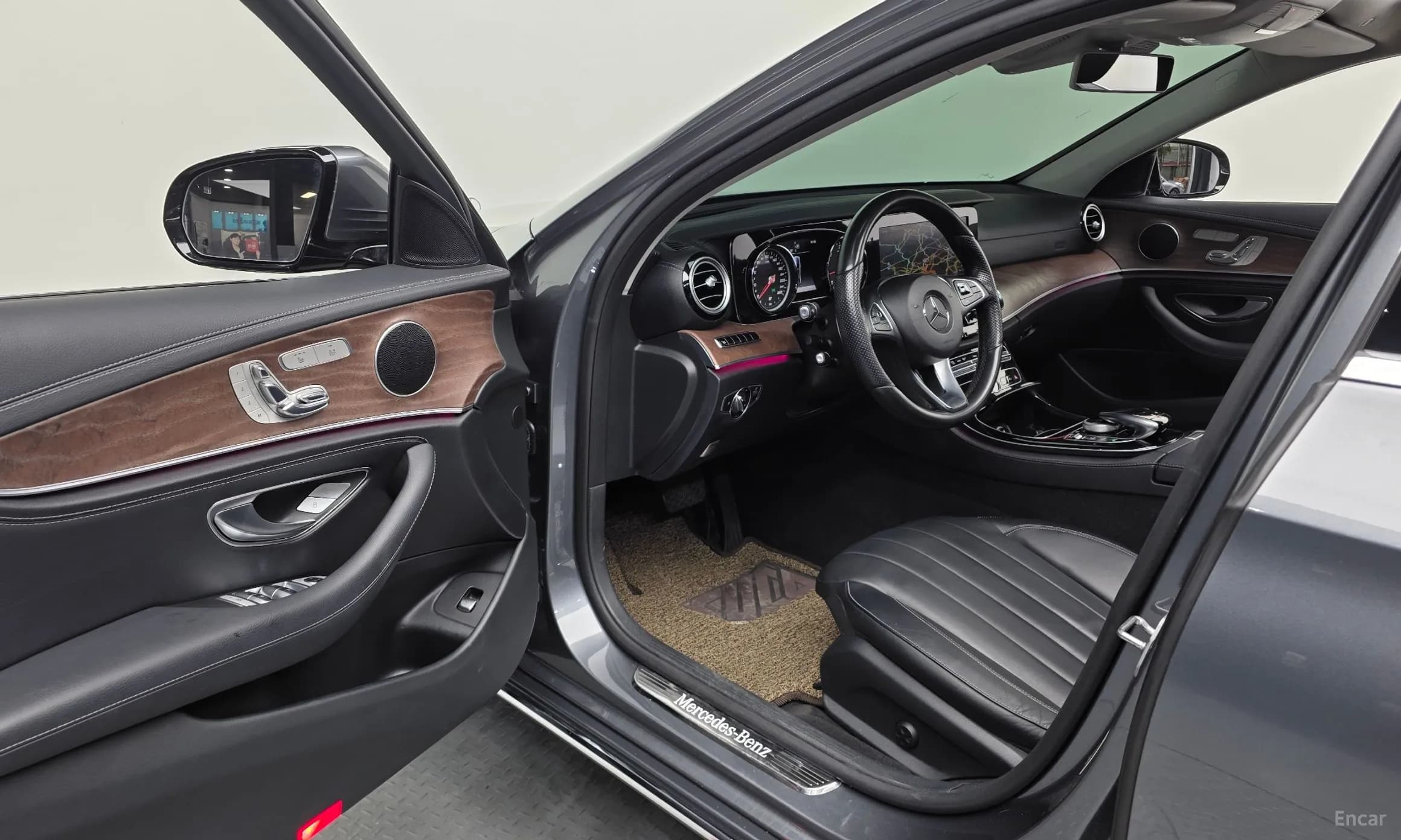 E-Class W213