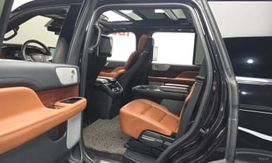 Navigator 4th generation
