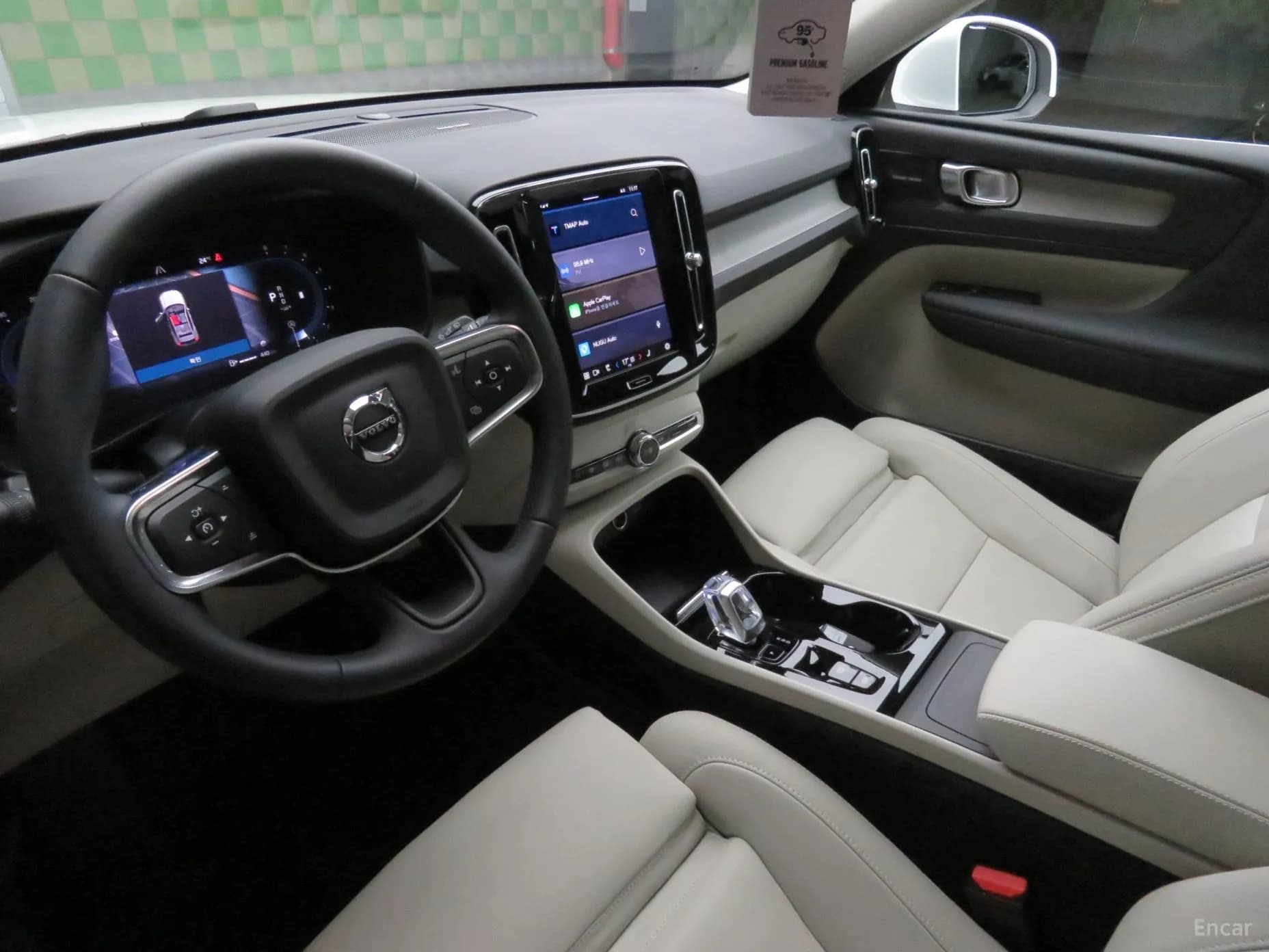 XC40