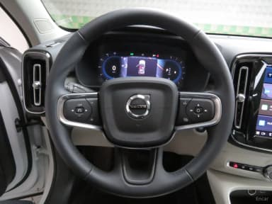 XC40