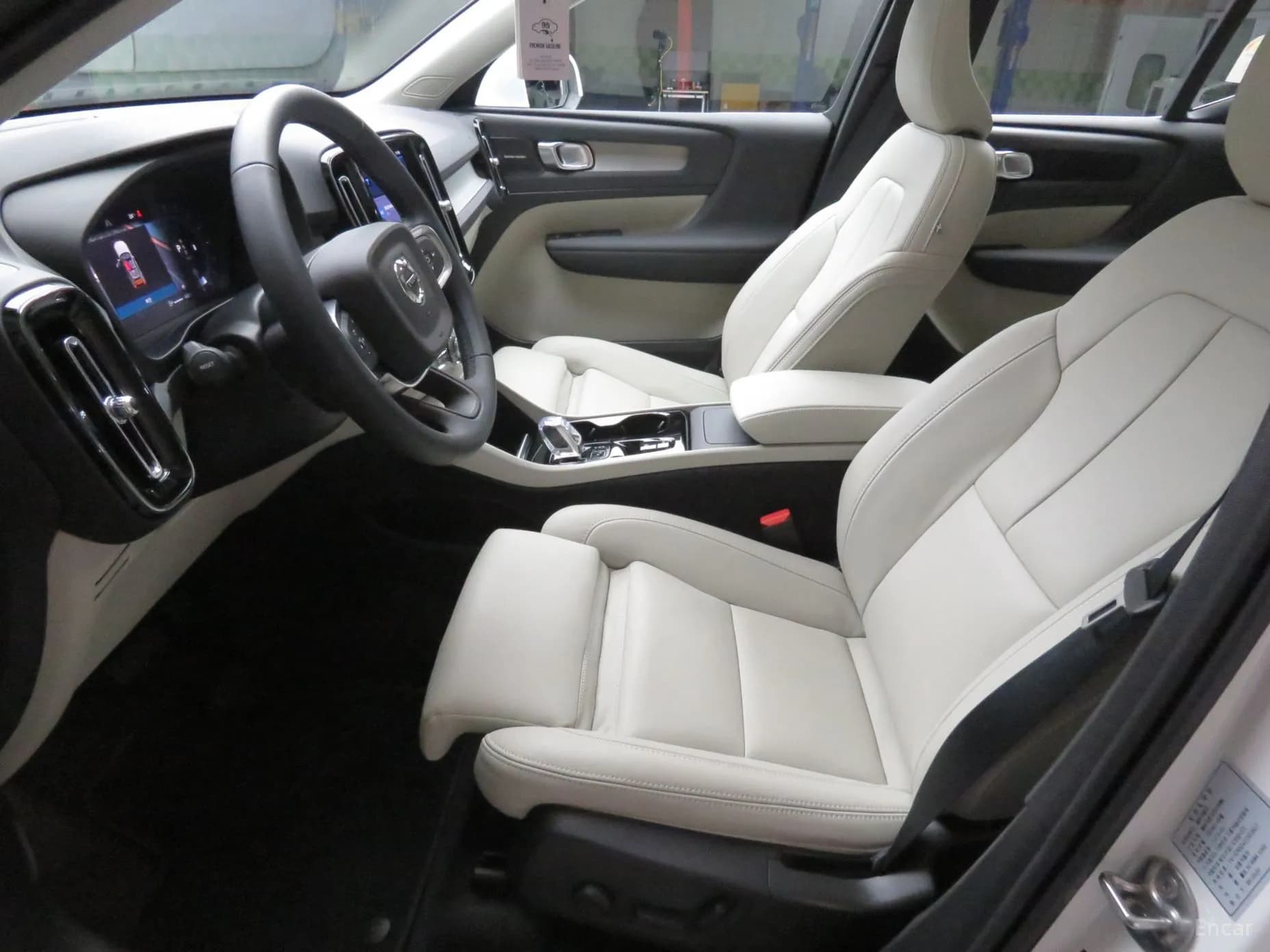 XC40
