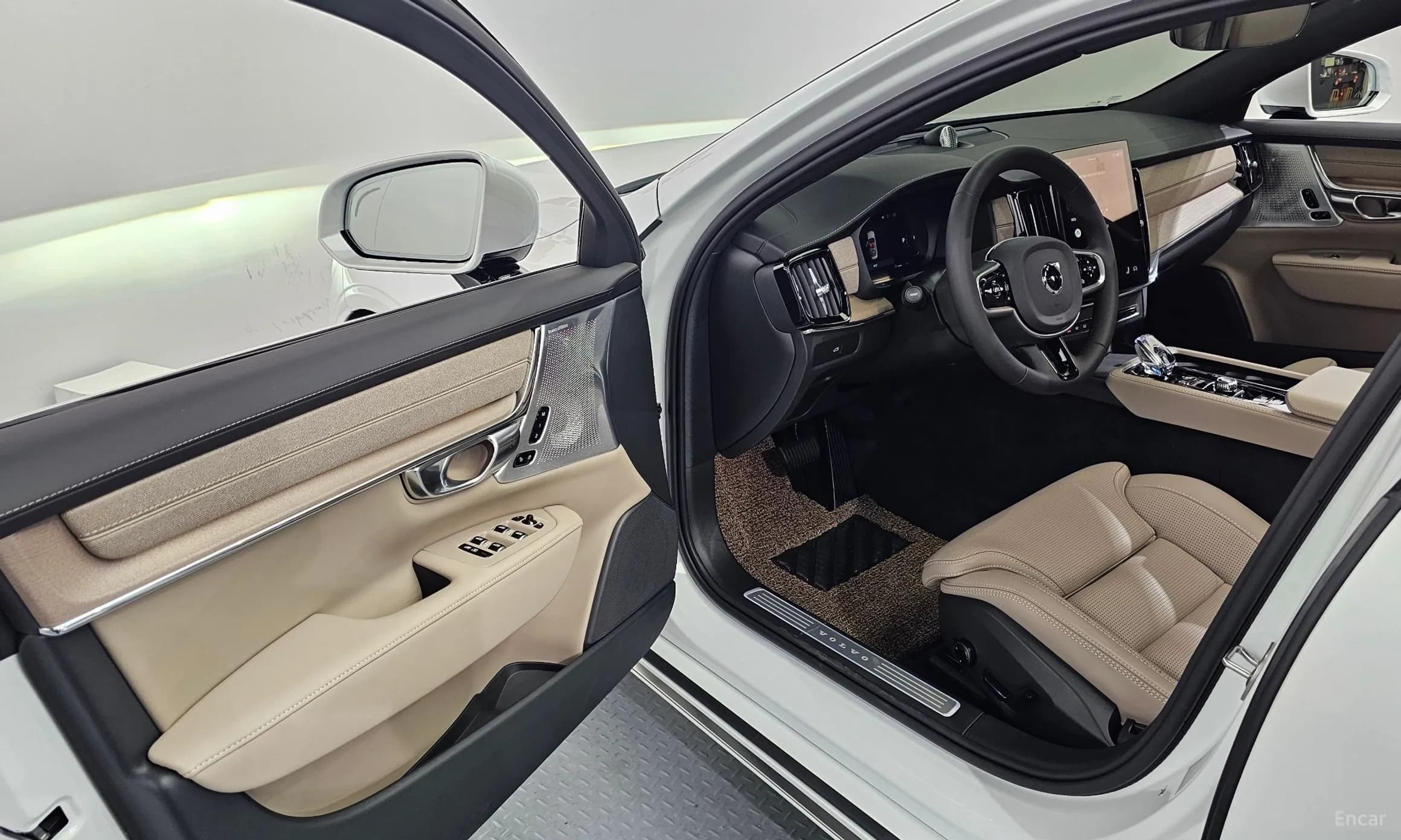 S90