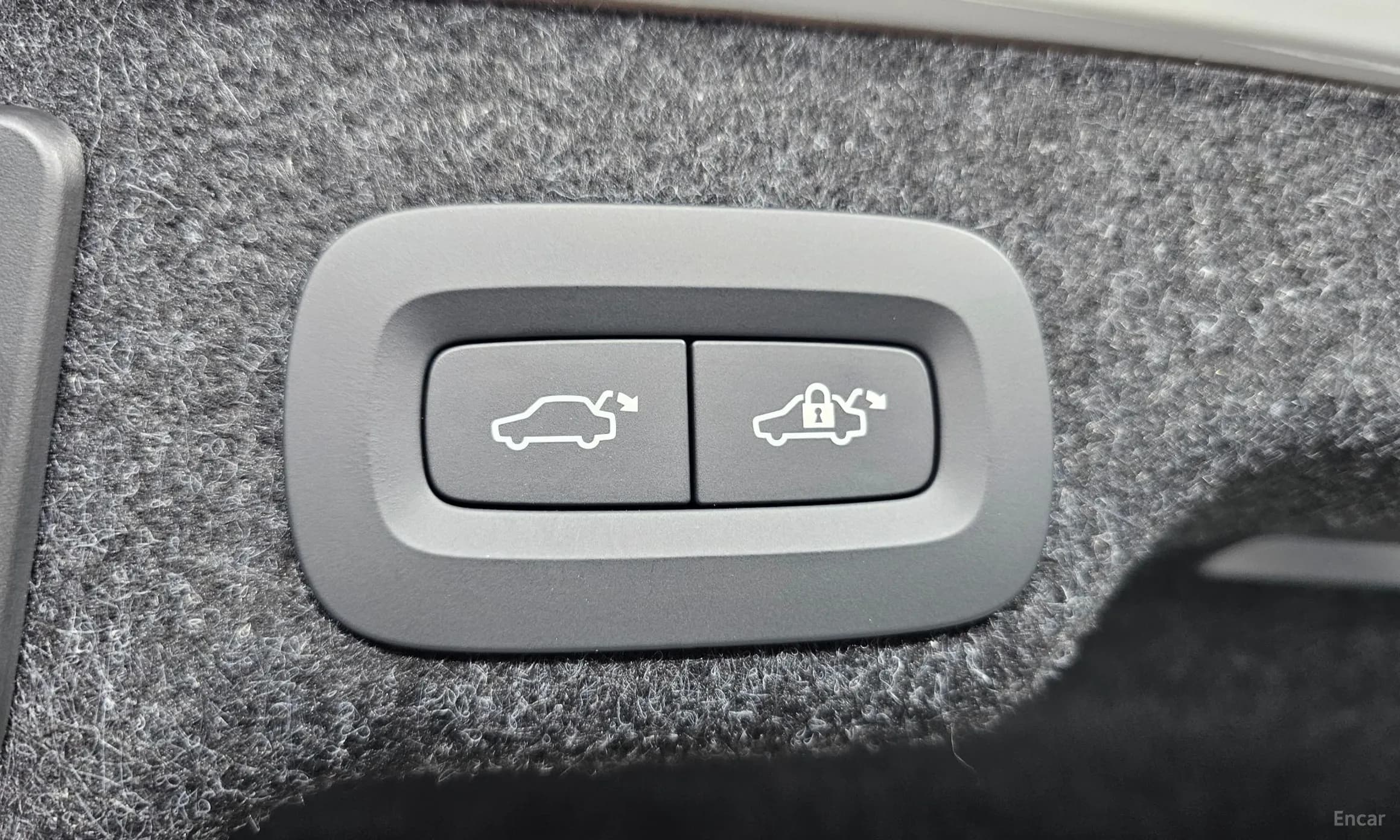 S90