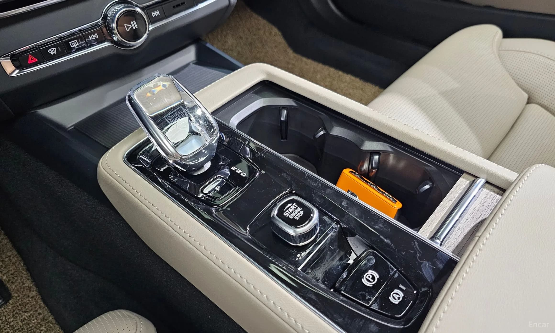 S90