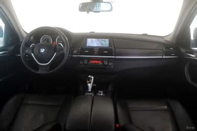X6 (E71)