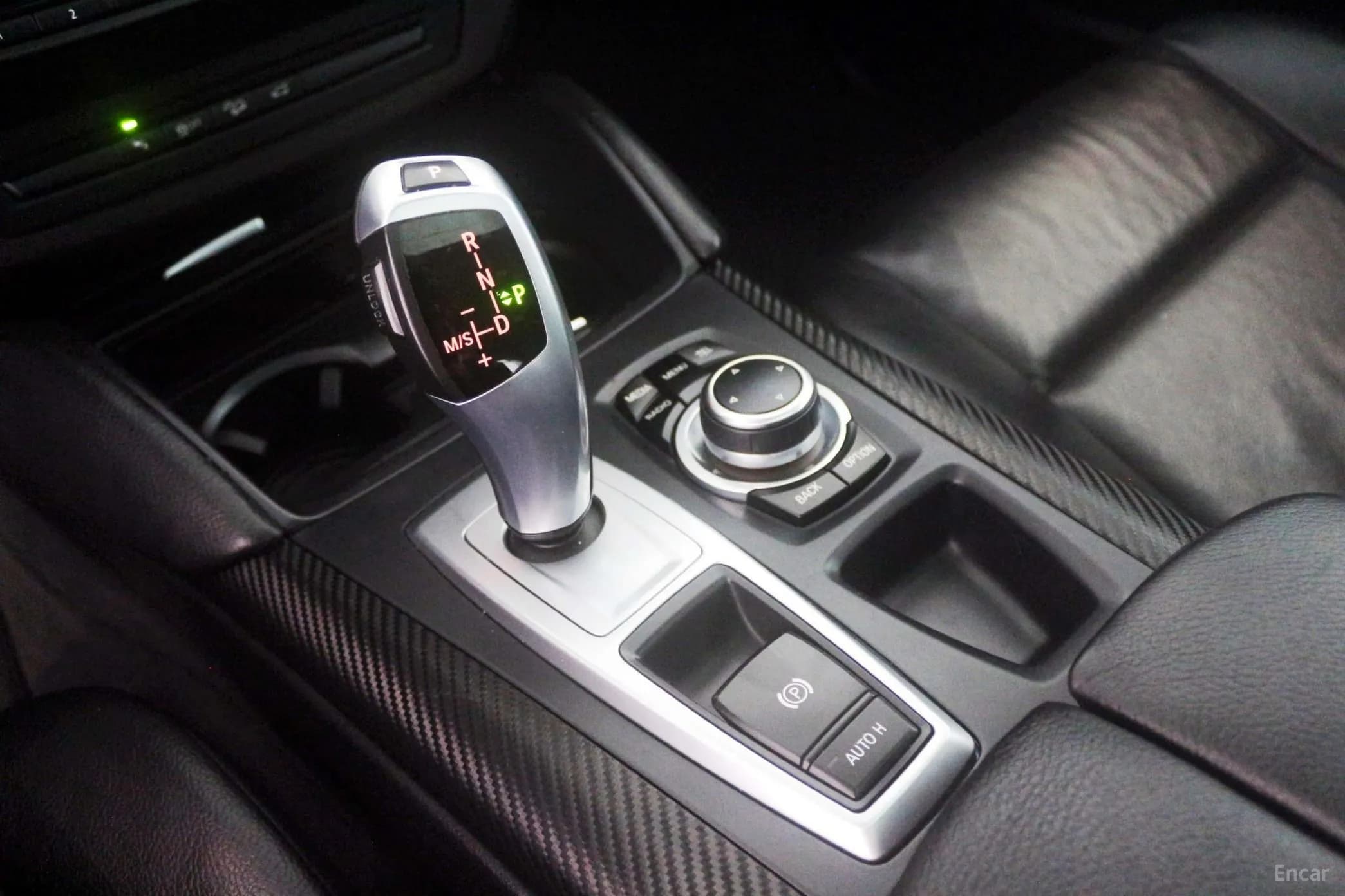 X6 (E71)