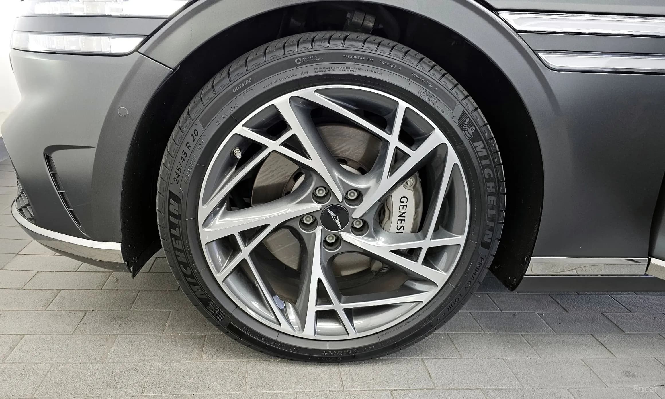 G90 (RS4)
