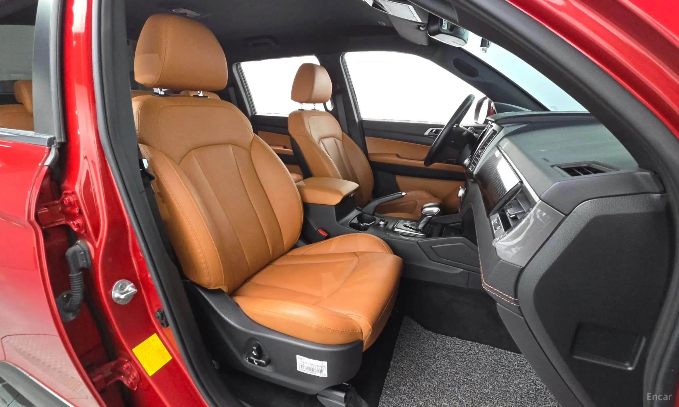 Rexton Sports Khan