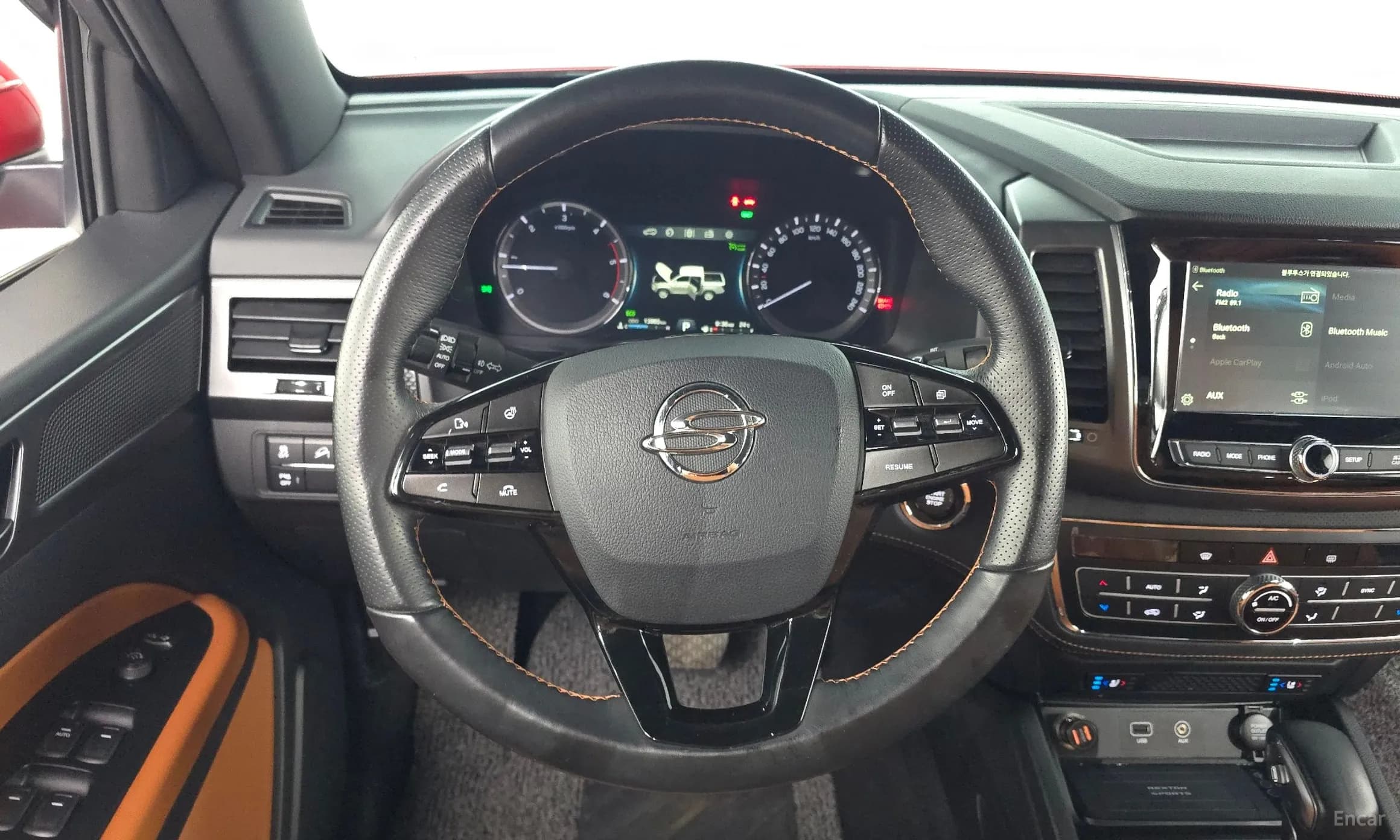 Rexton Sports Khan