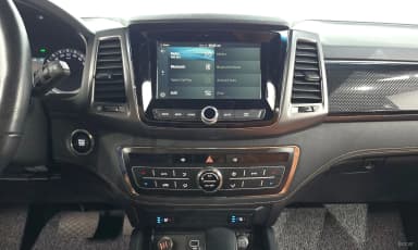 Rexton Sports Khan