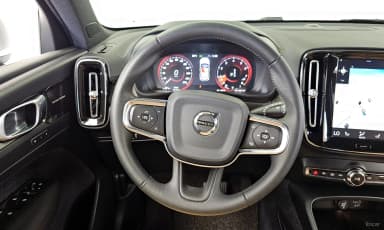XC40