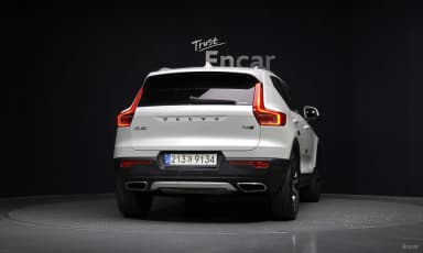XC40