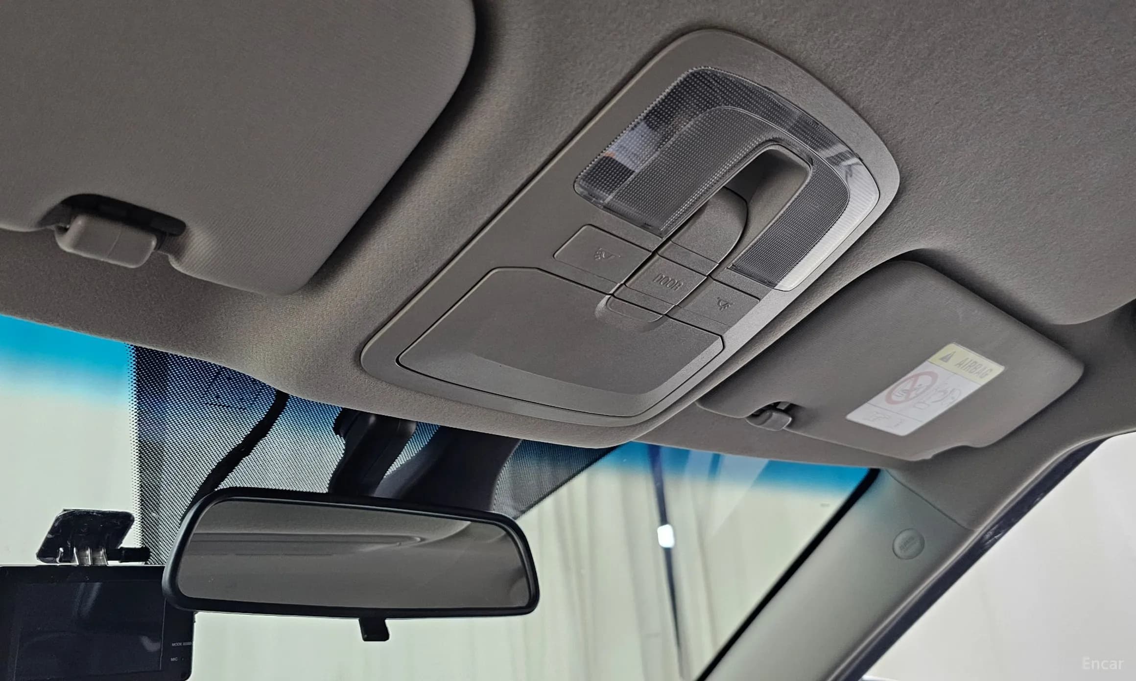 Berry New Tivoli