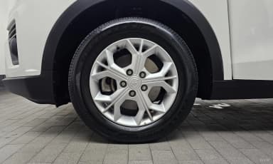 Berry New Tivoli