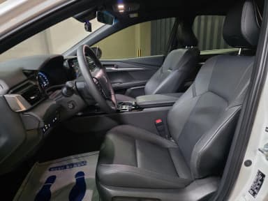 Camry (XV80)