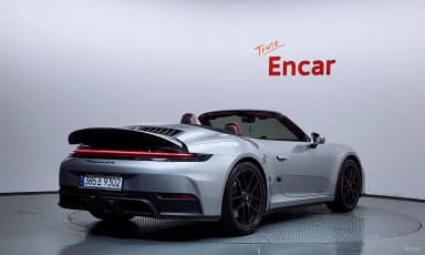 911 (992)