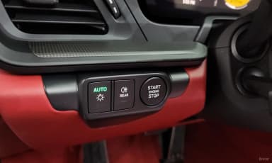 911 (992)