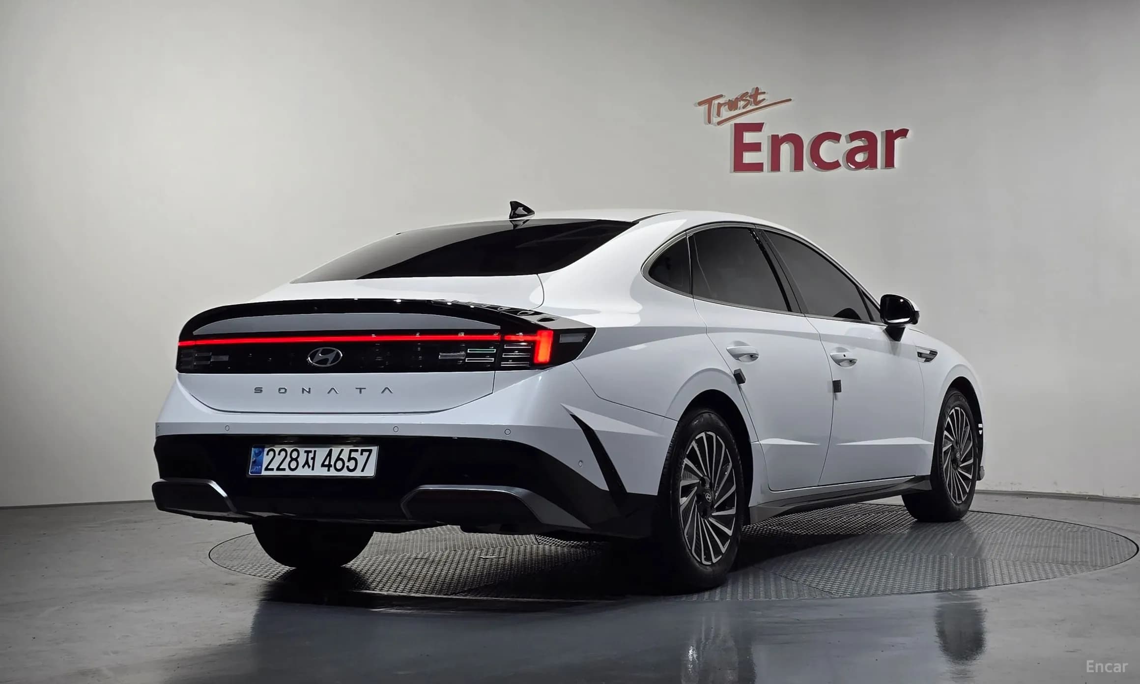 Sonata The Edge Hybrid (DN8)