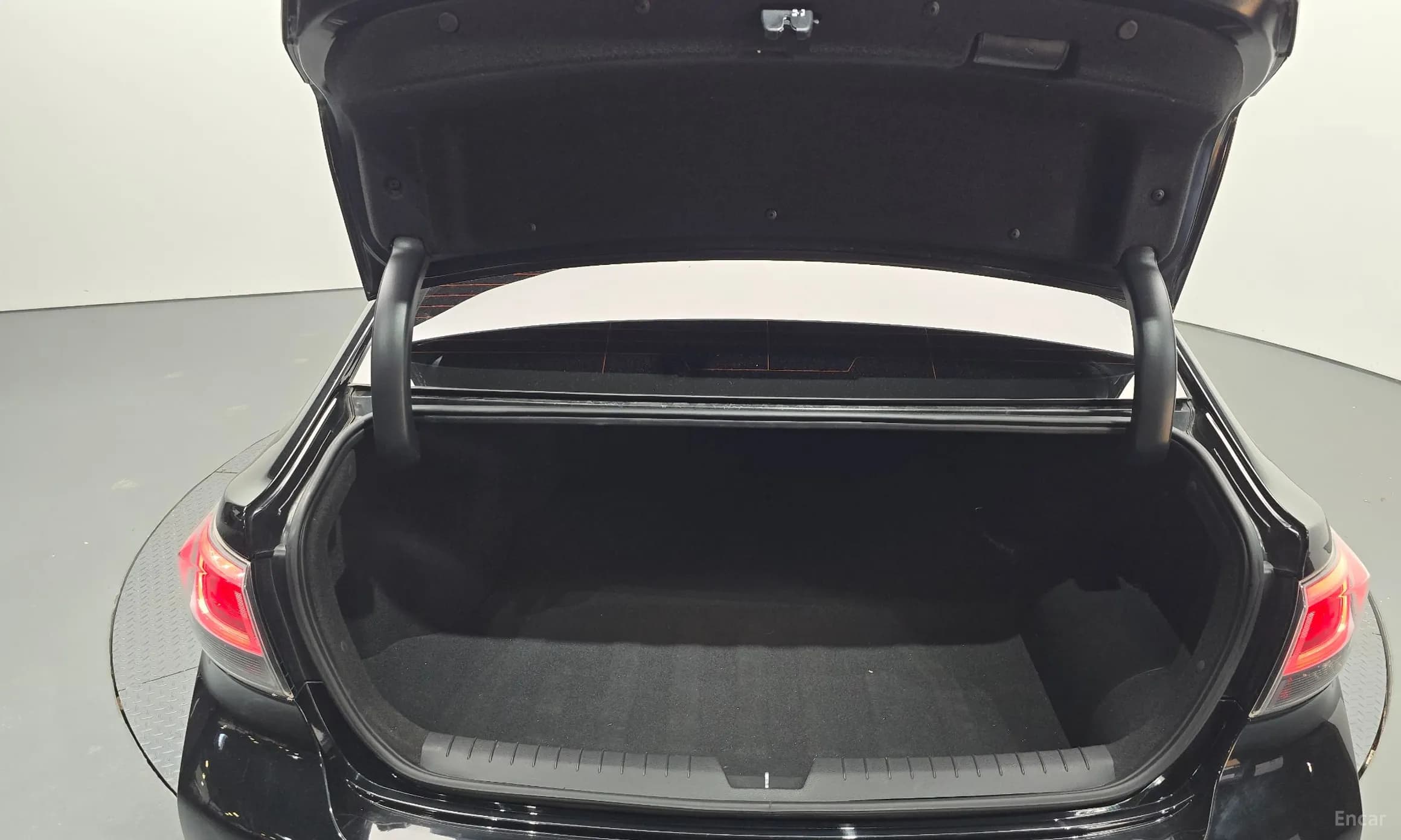 LF Sonata Hybrid