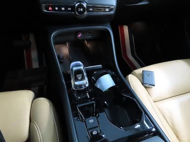XC40