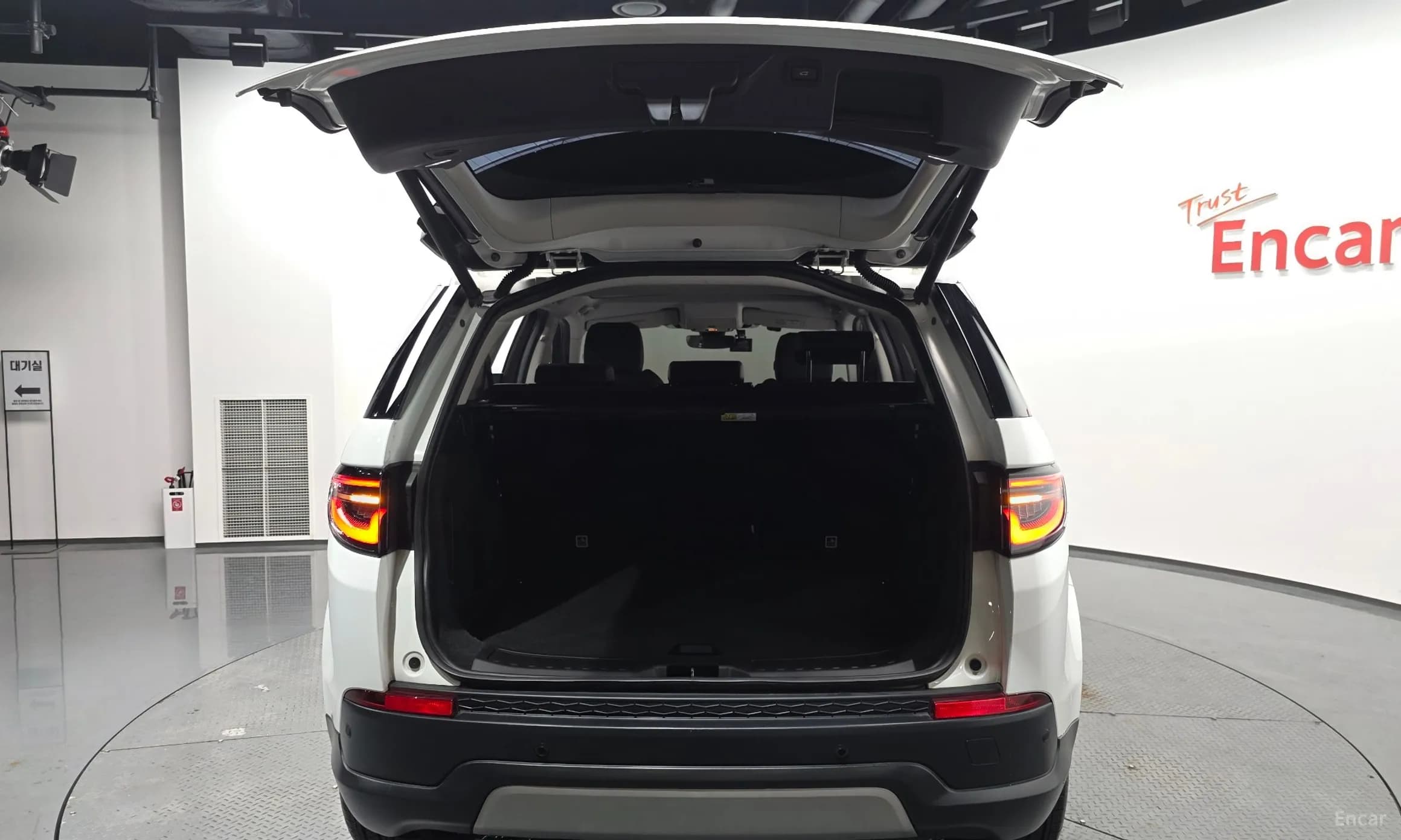Discovery Sports
