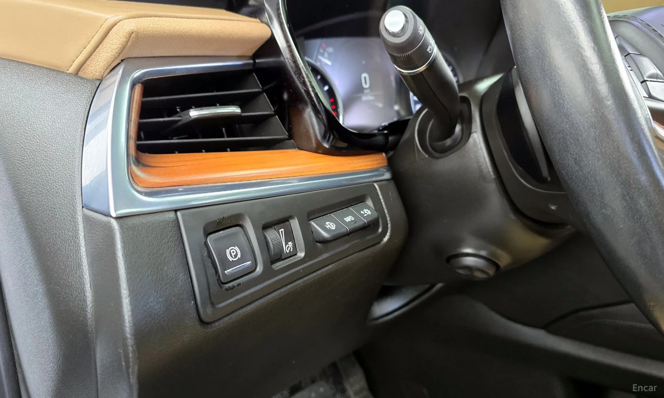 XT5