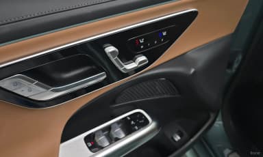 E-Class W214