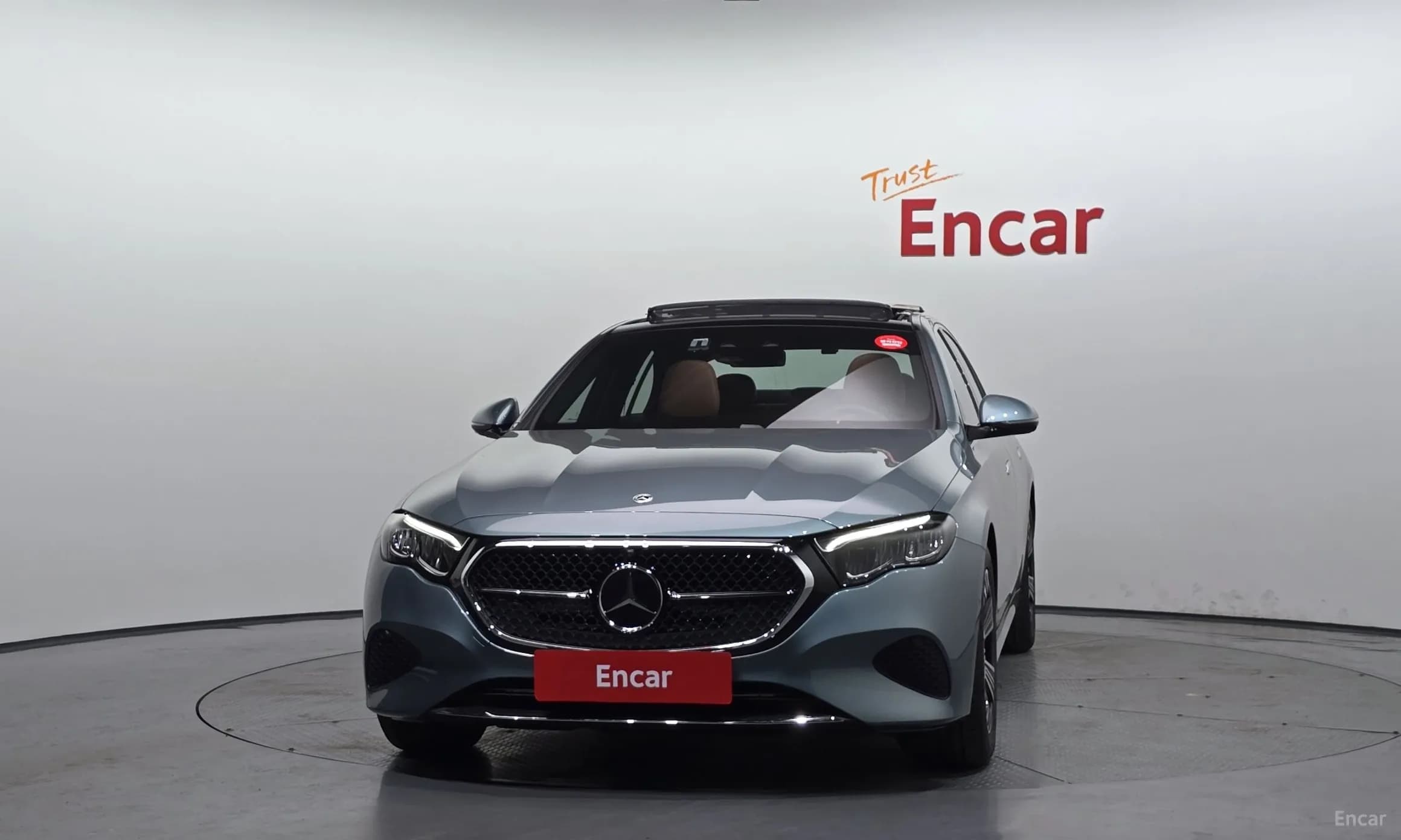 E-Class W214