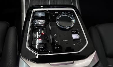7 Series (G70)