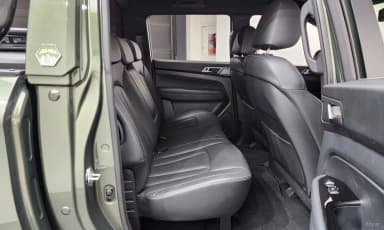 Rexton Sports Khan