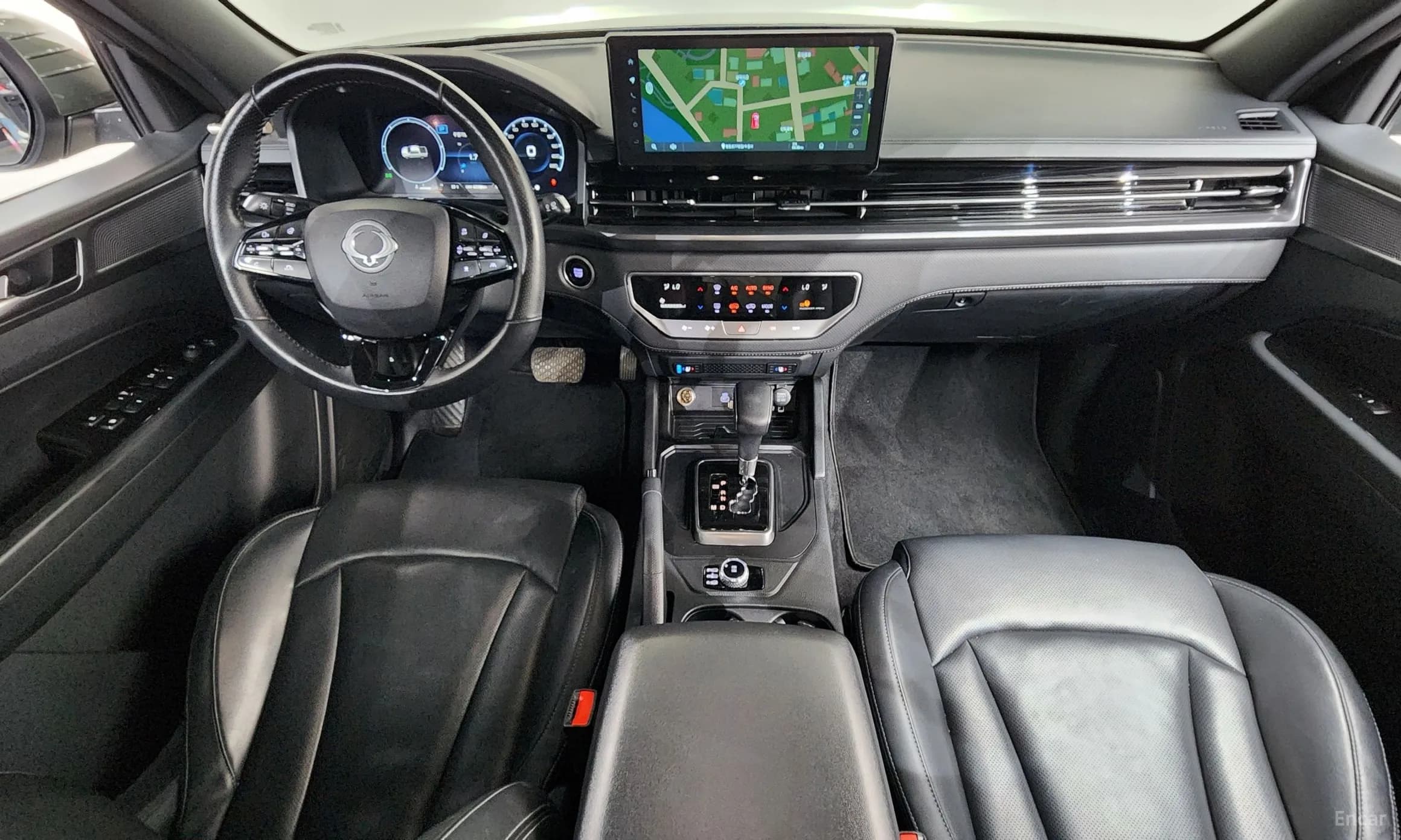Rexton Sports Khan