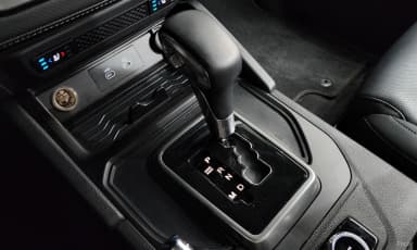 Rexton Sports Khan