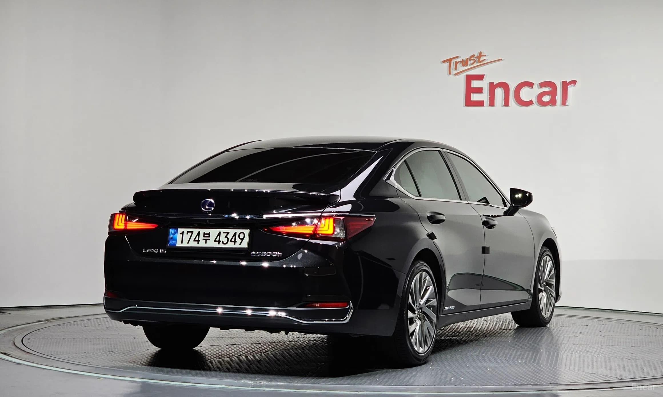 ES300h 7th Generation