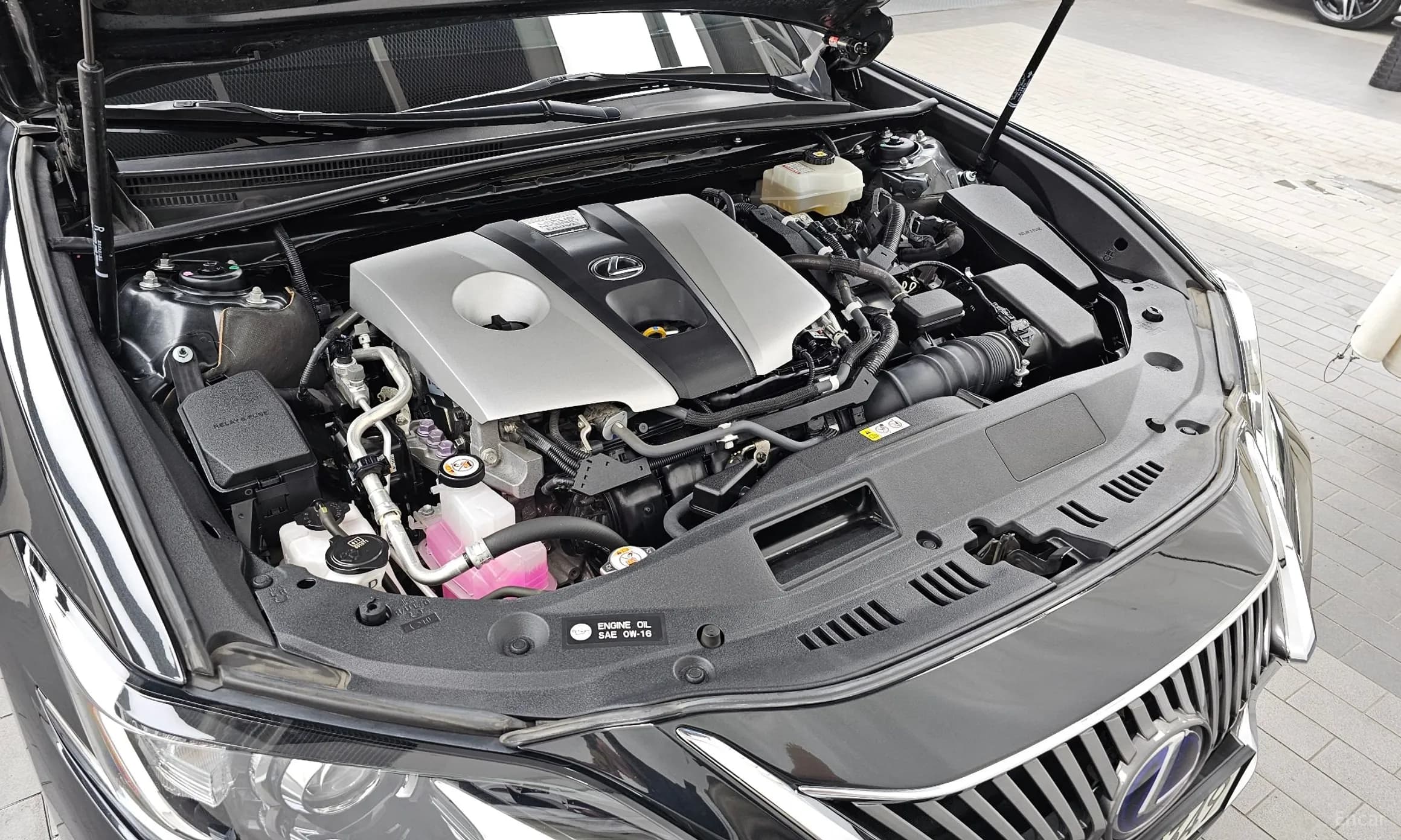 ES300h 7th Generation