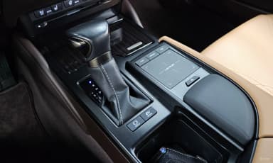ES300h 7th Generation