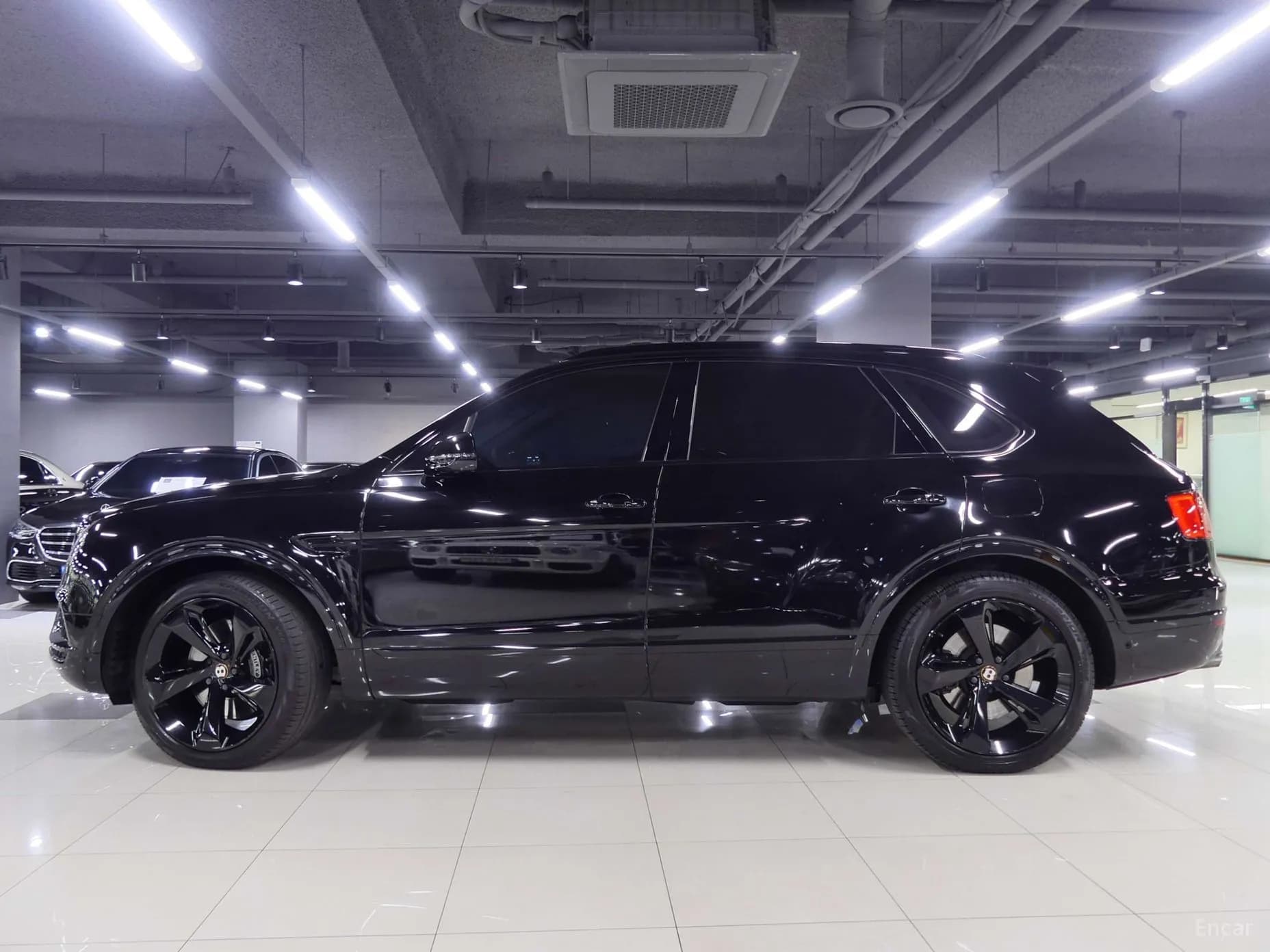 Bentayga