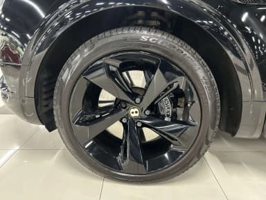 Bentayga