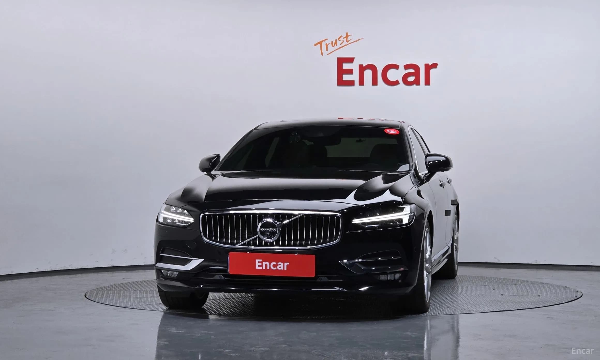S90