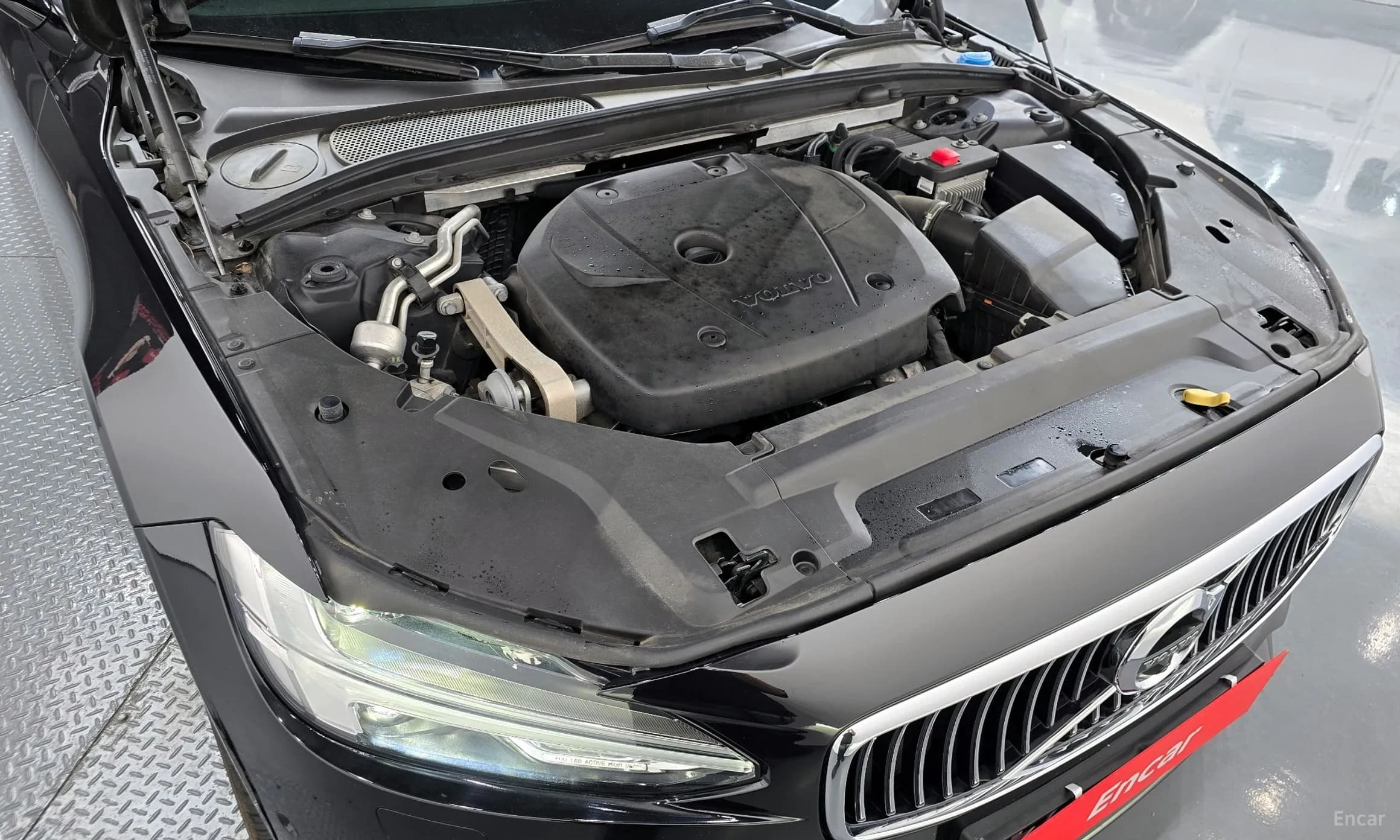 S90
